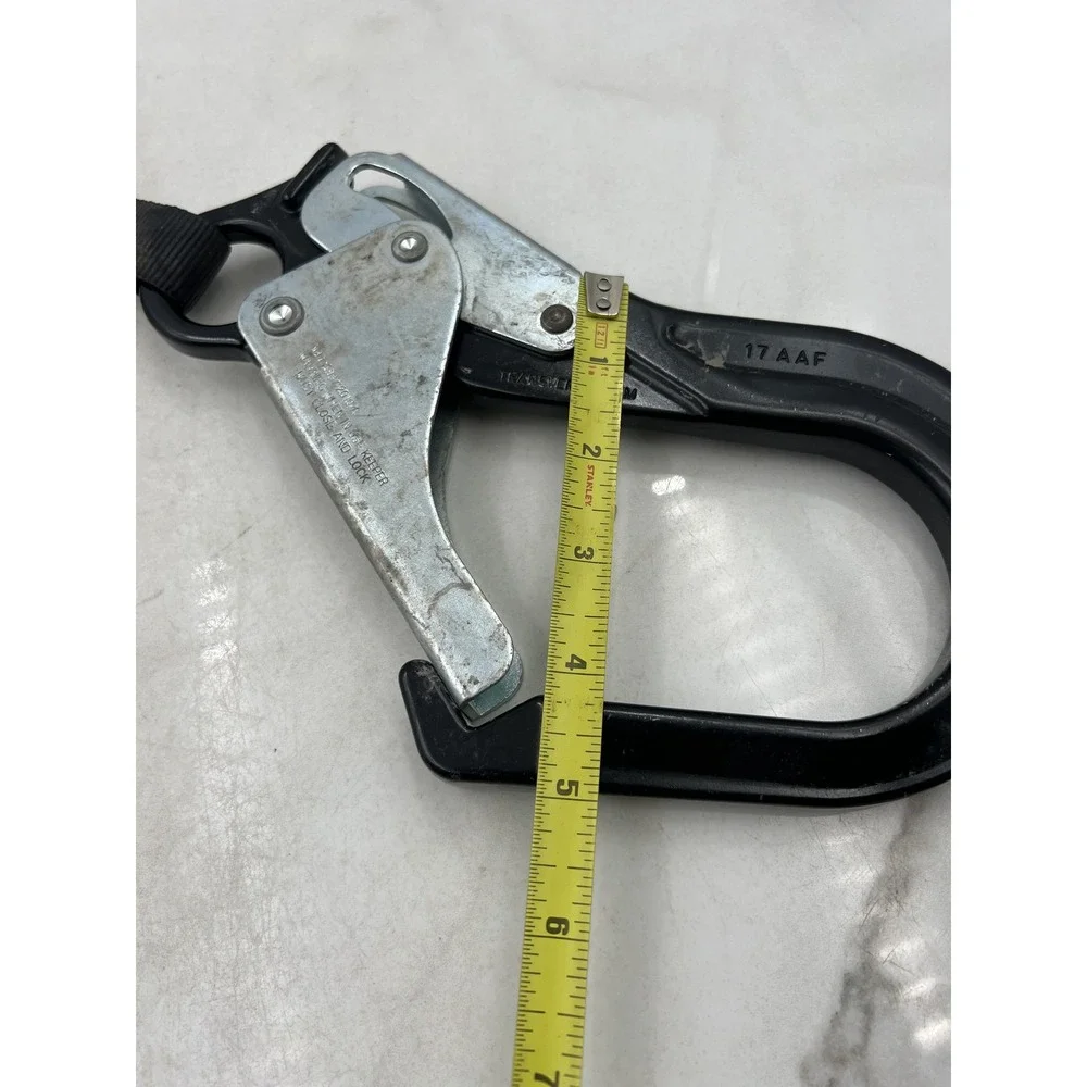 ATOM-Xtreme Checkmate Fall Arrester Retractable Lanyard 6ft Rebar Hook Harness C
